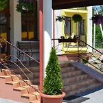 Restaurant Vizit イン