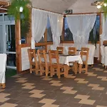 Restaurant Vizit イン
