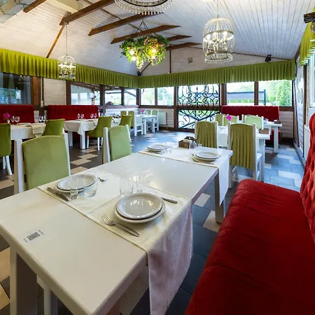 Inn Restaurant Vizit 3*